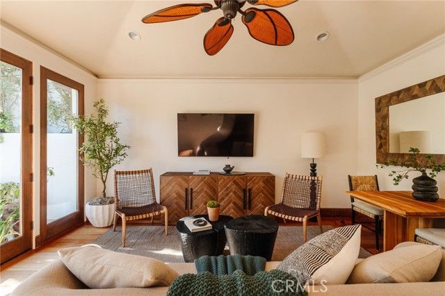 1807 Valley Park Avenue, Hermosa Beach, CA 90254