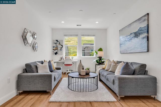 6937 Atlas Peak Dr, Dublin, CA 94568