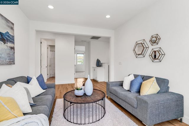 6937 Atlas Peak Dr, Dublin, CA 94568