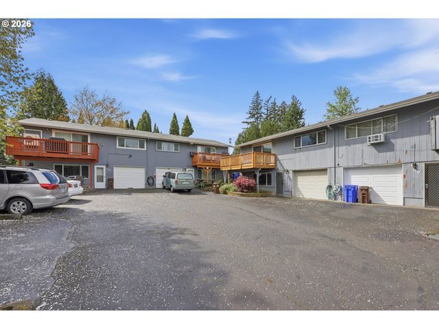 100 Ne KANE Dr, Gresham, OR 97030