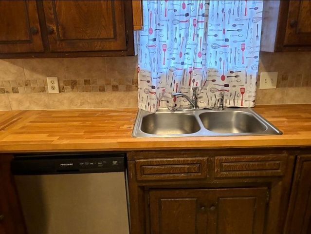 11213 Bel Air Place, Oklahoma City, OK 73120