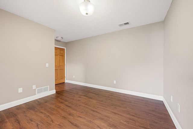 9535 Pineview Lane N, Maple Grove, MN 55369