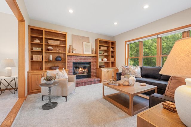 9535 Pineview Lane N, Maple Grove, MN 55369