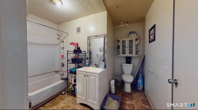 666 Main Street A1, Middletown, CT 06457