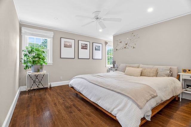 58 Leighton Rd, Wellesley, MA 02482