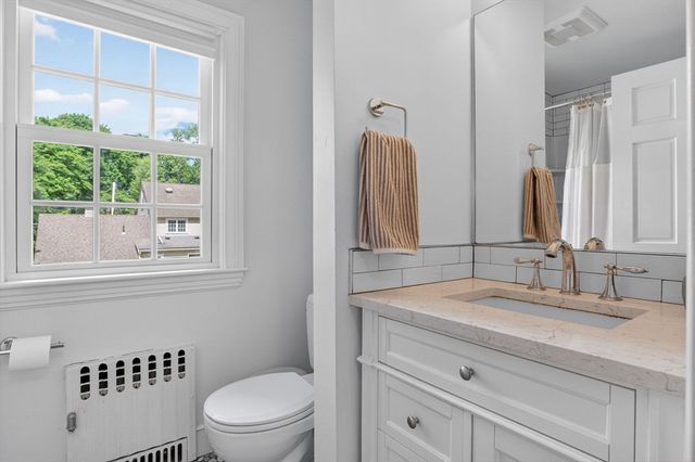 58 Leighton Rd, Wellesley, MA 02482