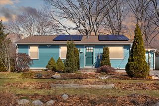 22 Grassy Plain Road, East Providence, RI 02915