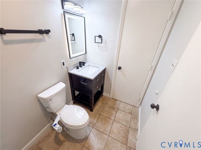 800 Bedrock Ln, Richmond, VA 23224