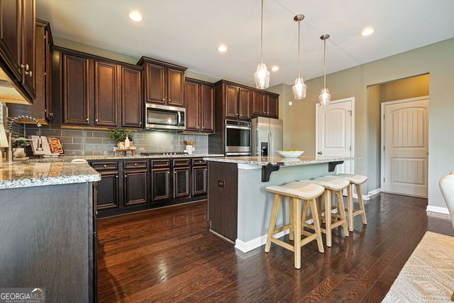 7910 Bristol Valley Drive, Cumming, GA 30028