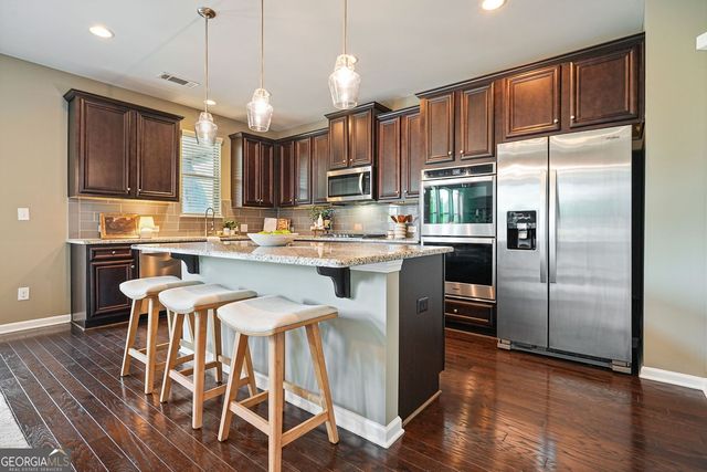 7910 Bristol Valley Drive, Cumming, GA 30028