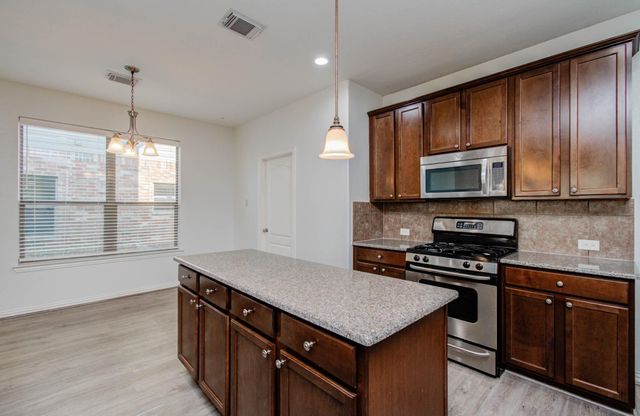 22314 Mosshall Ct Court, Tomball, TX 77375