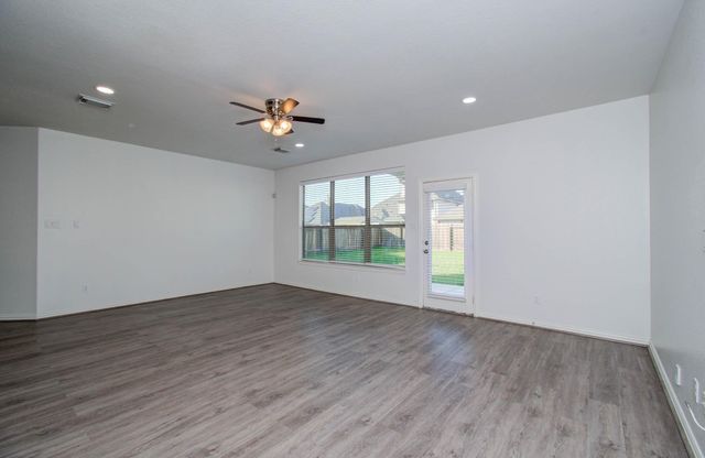 22314 Mosshall Ct Court, Tomball, TX 77375