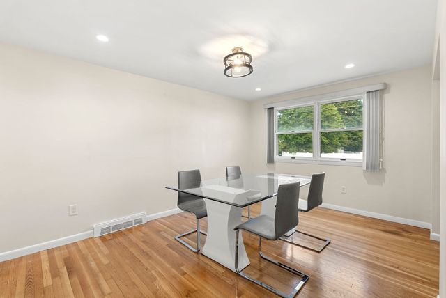 50 Main St., Medway, MA 02053