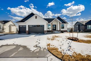 284 S Wellcrest Ct., Wichita, KS 67052