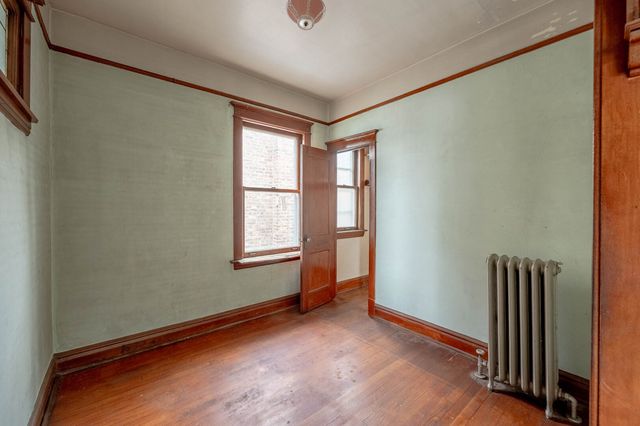 2323 Highland Avenue, Berwyn, IL 60402
