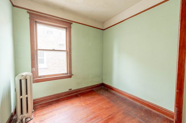 2323 Highland Avenue, Berwyn, IL 60402