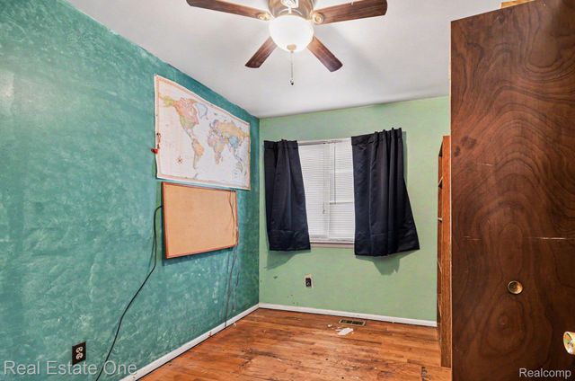 4508 Buckingham Drive, Warren, MI 48092