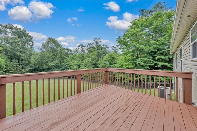 2744 Rutrough RD SE, Roanoke, VA 24014