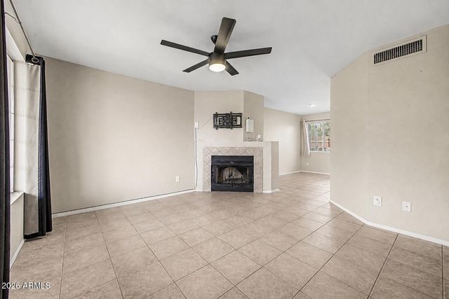 10100 N 89th Avenue 21, Peoria, AZ 85345