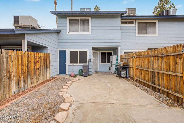 10100 N 89th Avenue 21, Peoria, AZ 85345
