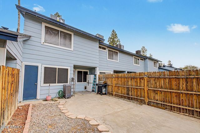 10100 N 89th Avenue 21, Peoria, AZ 85345