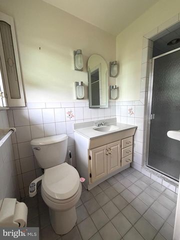 1207 GREENHILL RD, Flourtown, PA 19031