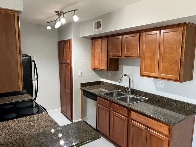 5995 N 78th Street Unit 2070, Scottsdale, AZ 85250