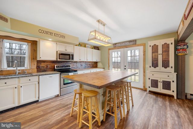 1417 RICHLANDTOWN PIKE, Quakertown, PA 18951