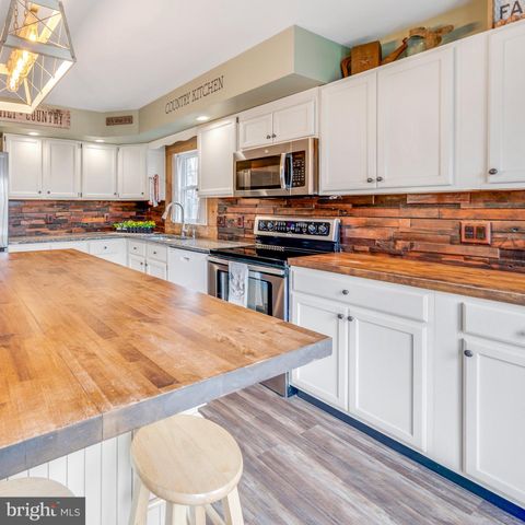 1417 RICHLANDTOWN PIKE, Quakertown, PA 18951