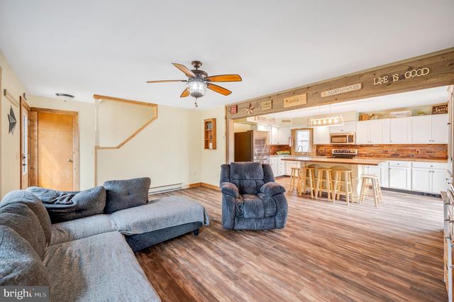 1417 RICHLANDTOWN PIKE, Quakertown, PA 18951