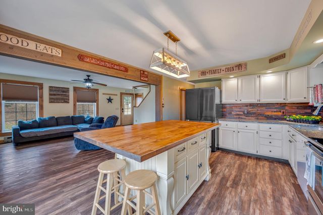 1417 RICHLANDTOWN PIKE, Quakertown, PA 18951