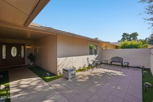 18229 N 103RD Avenue, Sun City, AZ 85373