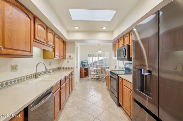 18229 N 103RD Avenue, Sun City, AZ 85373