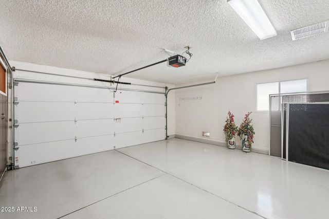 18229 N 103RD Avenue, Sun City, AZ 85373