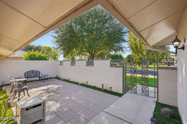 18229 N 103RD Avenue, Sun City, AZ 85373