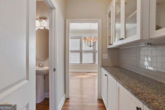 1660 Gilstrap Lane, Atlanta, GA 30318