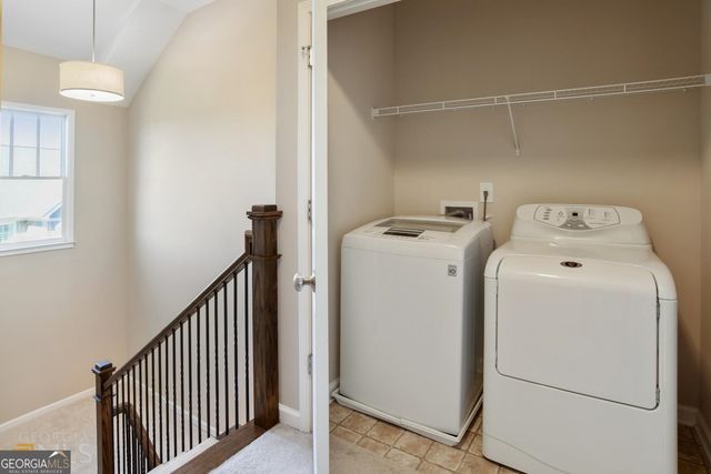 1660 Gilstrap Lane, Atlanta, GA 30318