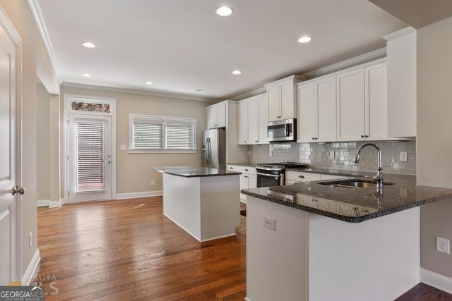 1660 Gilstrap Lane, Atlanta, GA 30318