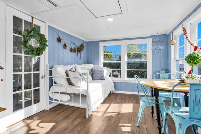 631 Clear Lake Road, Clear Lake Shores, TX 77565