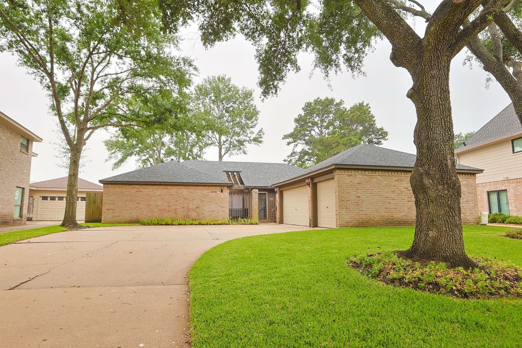 14115 S Suddley Castle Street, Houston, TX 77095