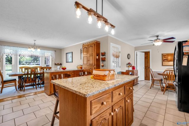 2440 Robertson Street E, Southside, AL 35907