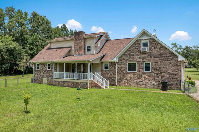 2440 Robertson Street E, Southside, AL 35907
