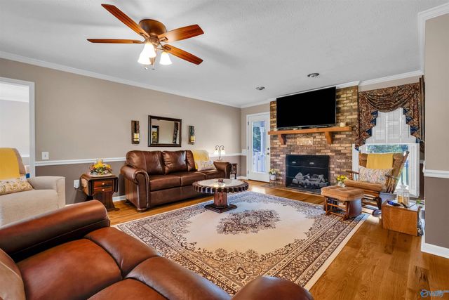 2440 Robertson Street E, Southside, AL 35907