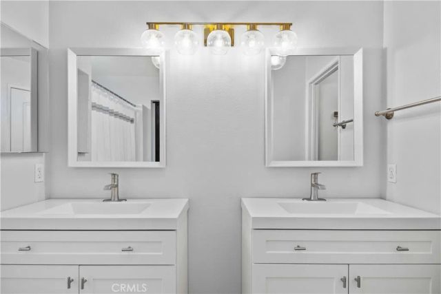 8 Rue Du Parc, Lake Forest, CA 92610