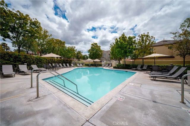 8 Rue Du Parc, Lake Forest, CA 92610