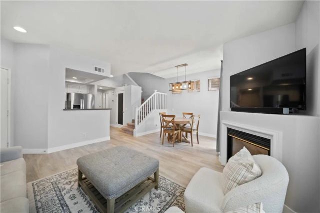 8 Rue Du Parc, Lake Forest, CA 92610