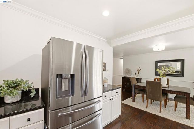 5016 Black Ave, Pleasanton, CA 94566