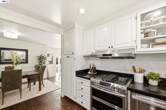 5016 Black Ave, Pleasanton, CA 94566