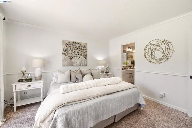 5016 Black Ave, Pleasanton, CA 94566