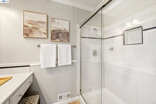 5016 Black Ave, Pleasanton, CA 94566